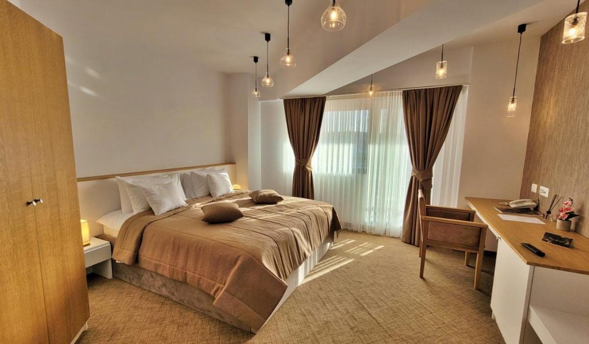 Hotel Condor Tulcea Eksteriør bilde