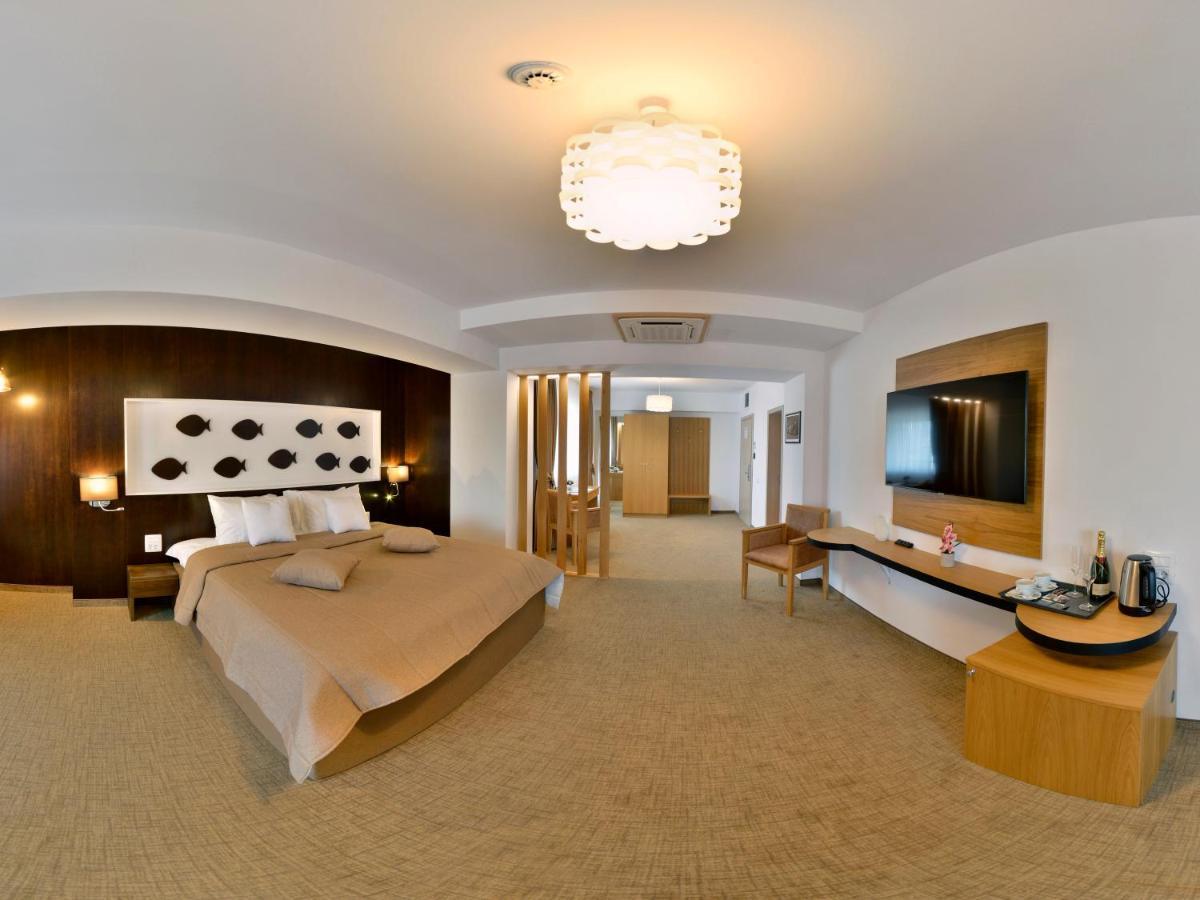 Hotel Condor Tulcea Eksteriør bilde