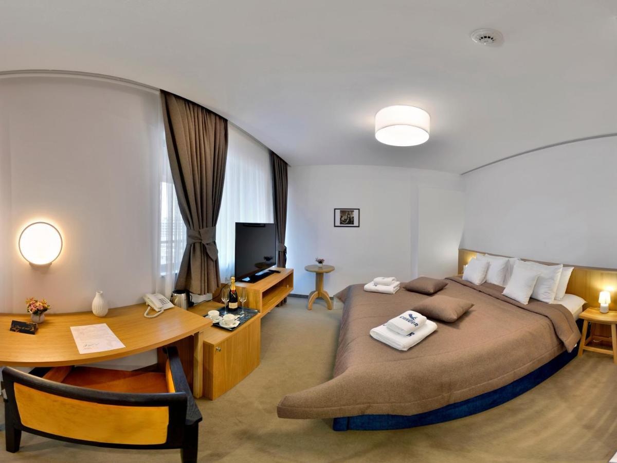 Hotel Condor Tulcea Eksteriør bilde